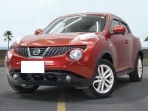 平成25年 　日産　ジューク　１５RX　type　v　85000㌔