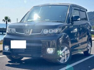 平成２3年 ホンダ　ゼスト　スパークＧダイナミックＳＰ　　76000㌔