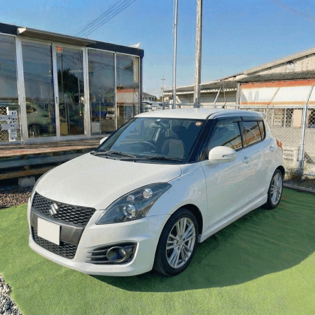 平成27年 スズキ　スイフト　RS=DUE　82000㌔