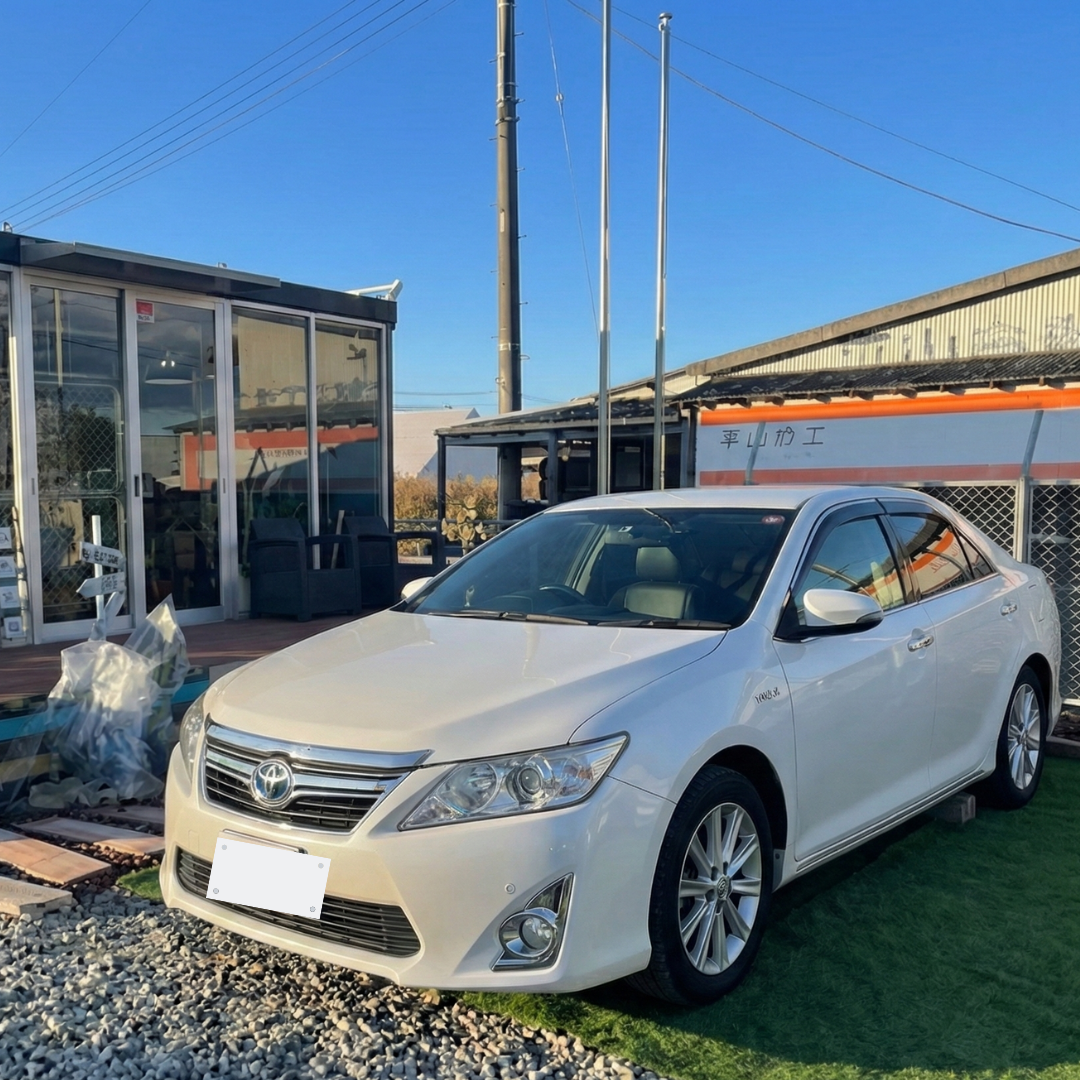 平成２4年 トヨタ　カムリ　ﾊｲﾌﾞﾘｯﾄﾞ ﾚｻﾞｰﾊﾟｯｹｰｼﾞ　　99000㌔