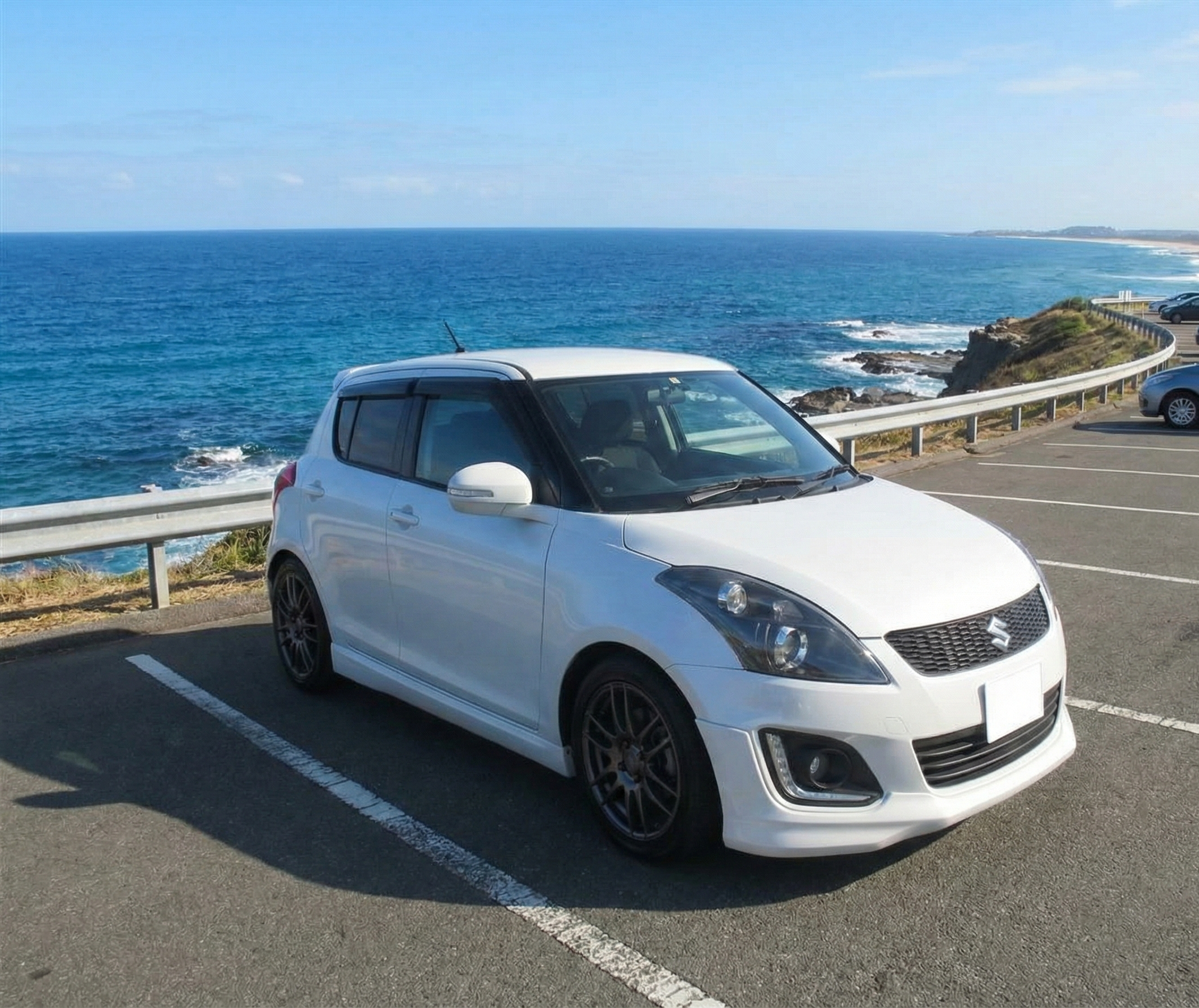 平成27年 スズキ　スイフト　RS=DUE　82000㌔