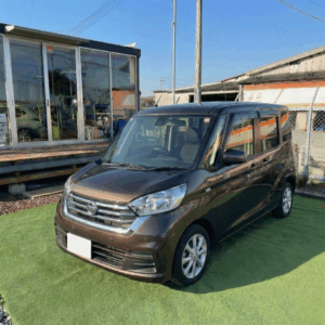 令和2年 日産　デイズルークス　X Vｾﾚｸｼｮﾝ　　9800㌔