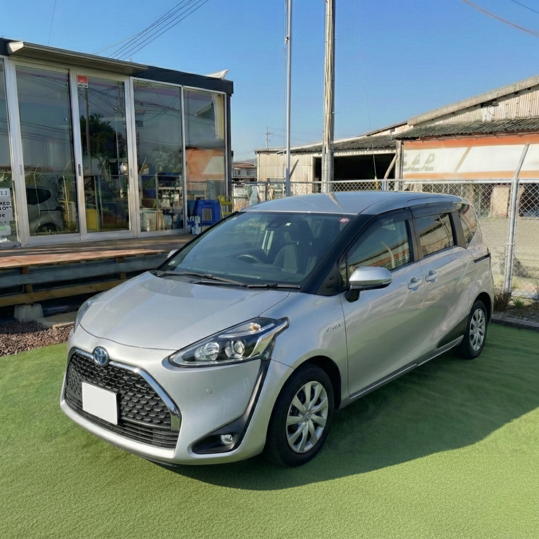 令和2年 トヨタ　シエンタ　ﾊｲﾌﾞﾘｯﾄﾞ ﾌｧﾝﾍﾞｰｽX　　104000㌔