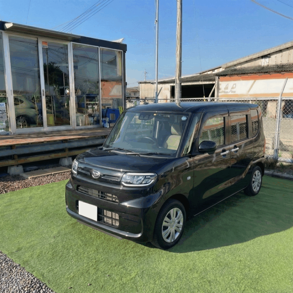 令和7年 ダイハツ　タント　X　　3900㌔