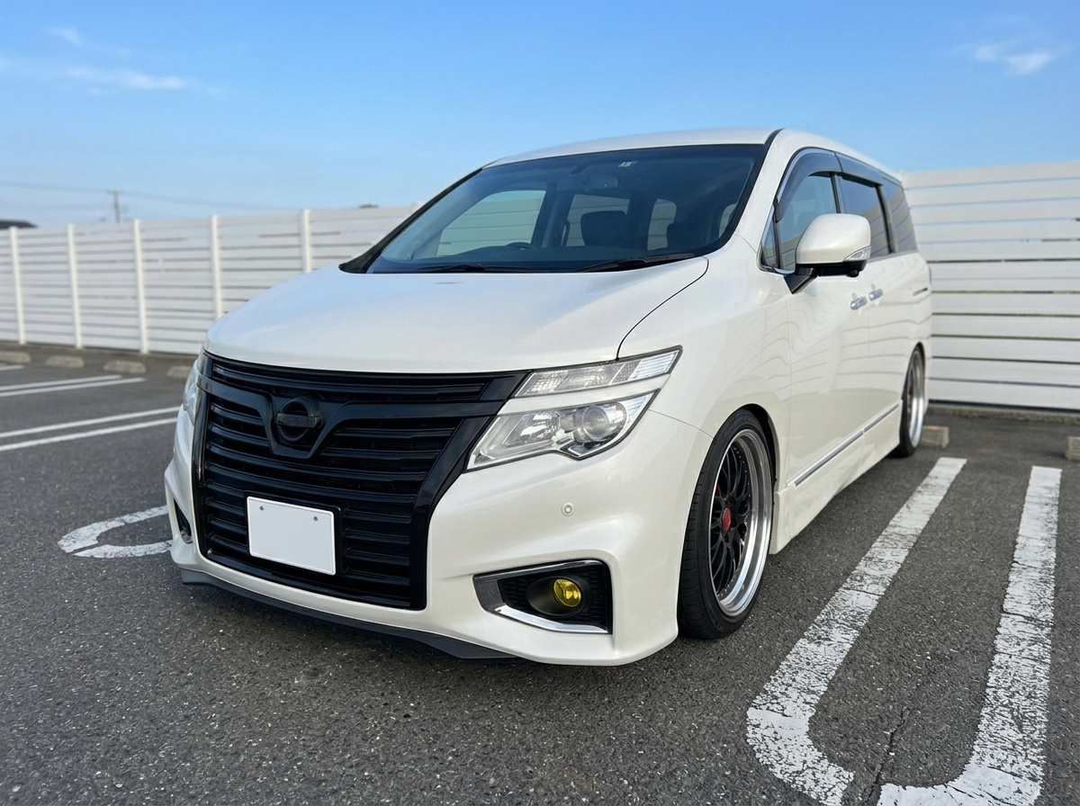 平成28年 日産　エルグランド　3.5　123000㌔