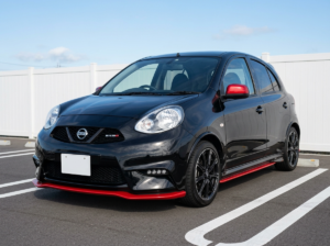令和３年 日産　マーチ　1.5 NISMO S　32000㌔