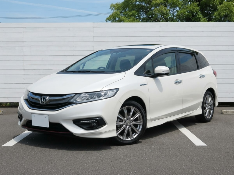 信用回復ローン ホンダ ジェイド HYBRID　Ⅹ 2019年 パールホワイト 53,000km CM-0231